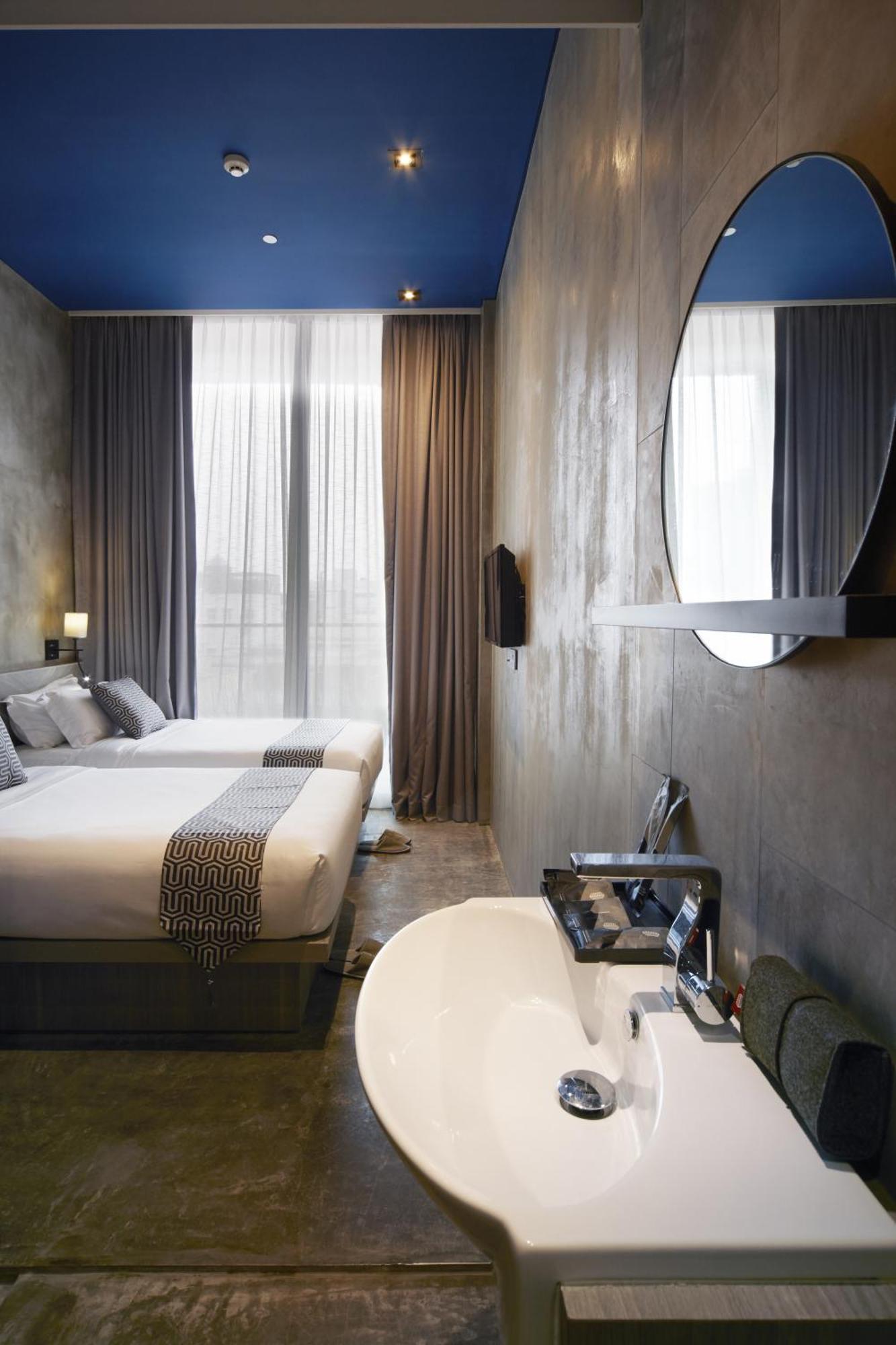 Superior Twin Room Balcony